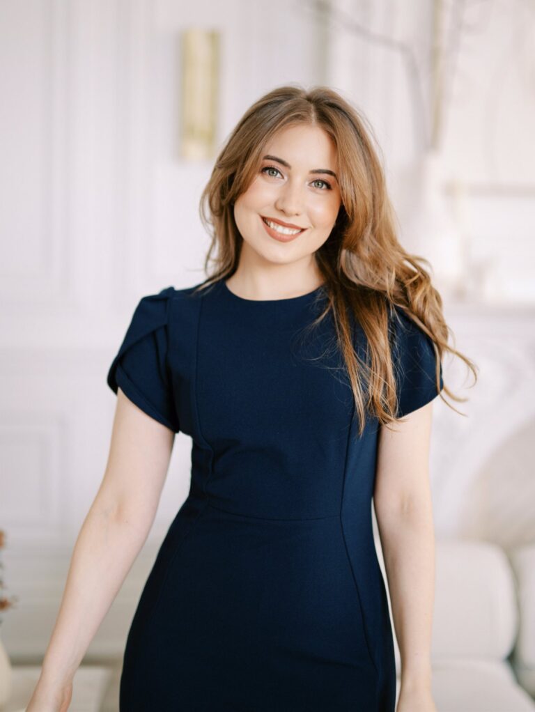 Sara Rozalina, Founder